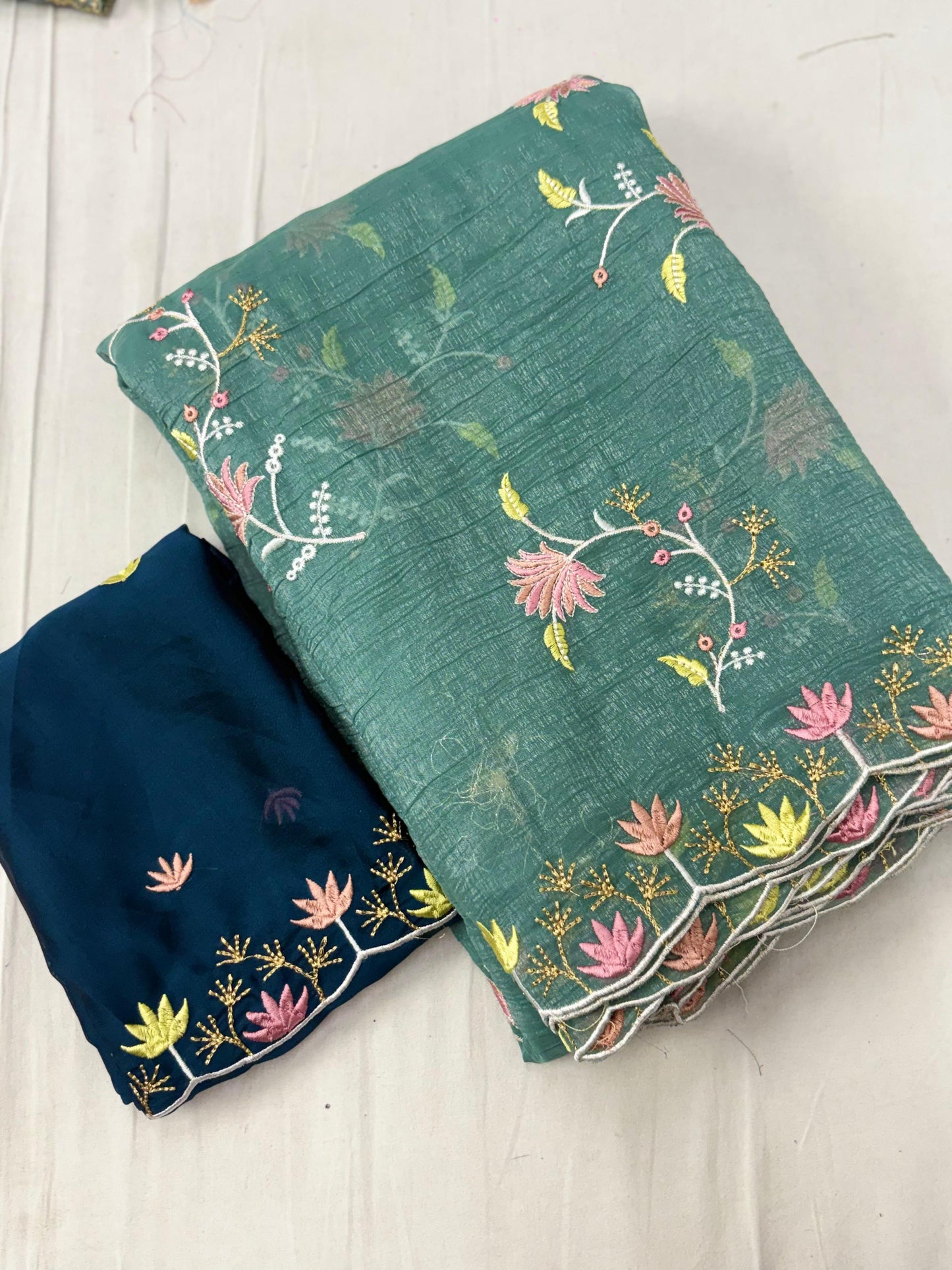 Elegant Floral Embroidered Crunchy Saree with Designer Border