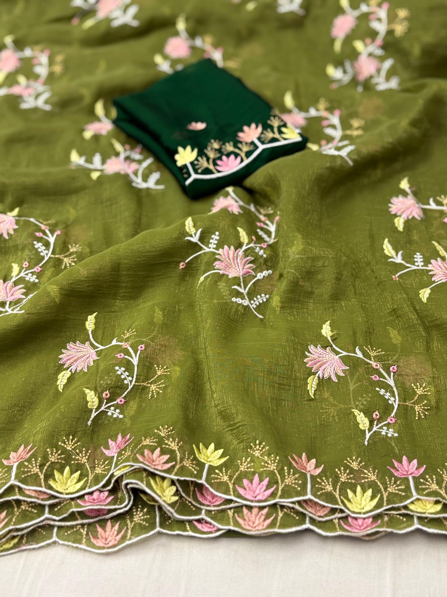 Elegant Floral Embroidered Crunchy Saree with Designer Border